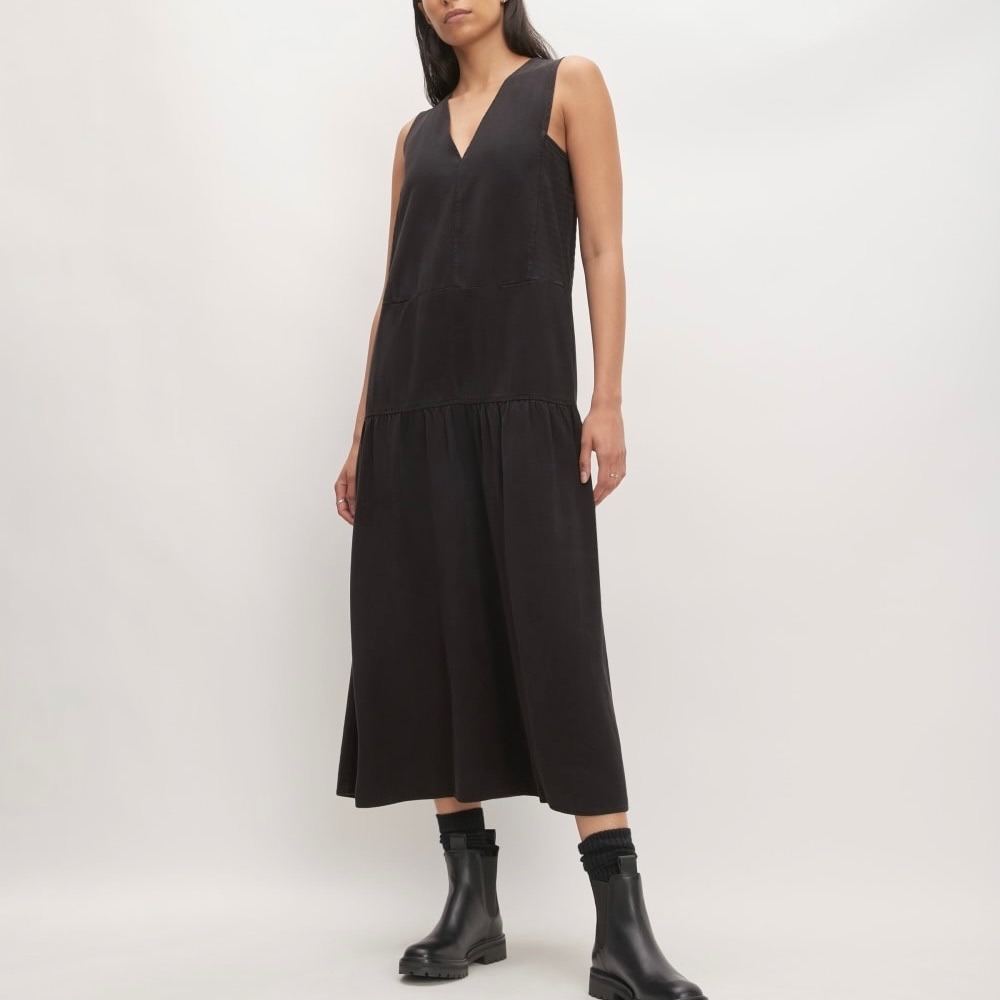 Everlane Black The Tencel V-Neck Tiered‎ Midi Dress XS
